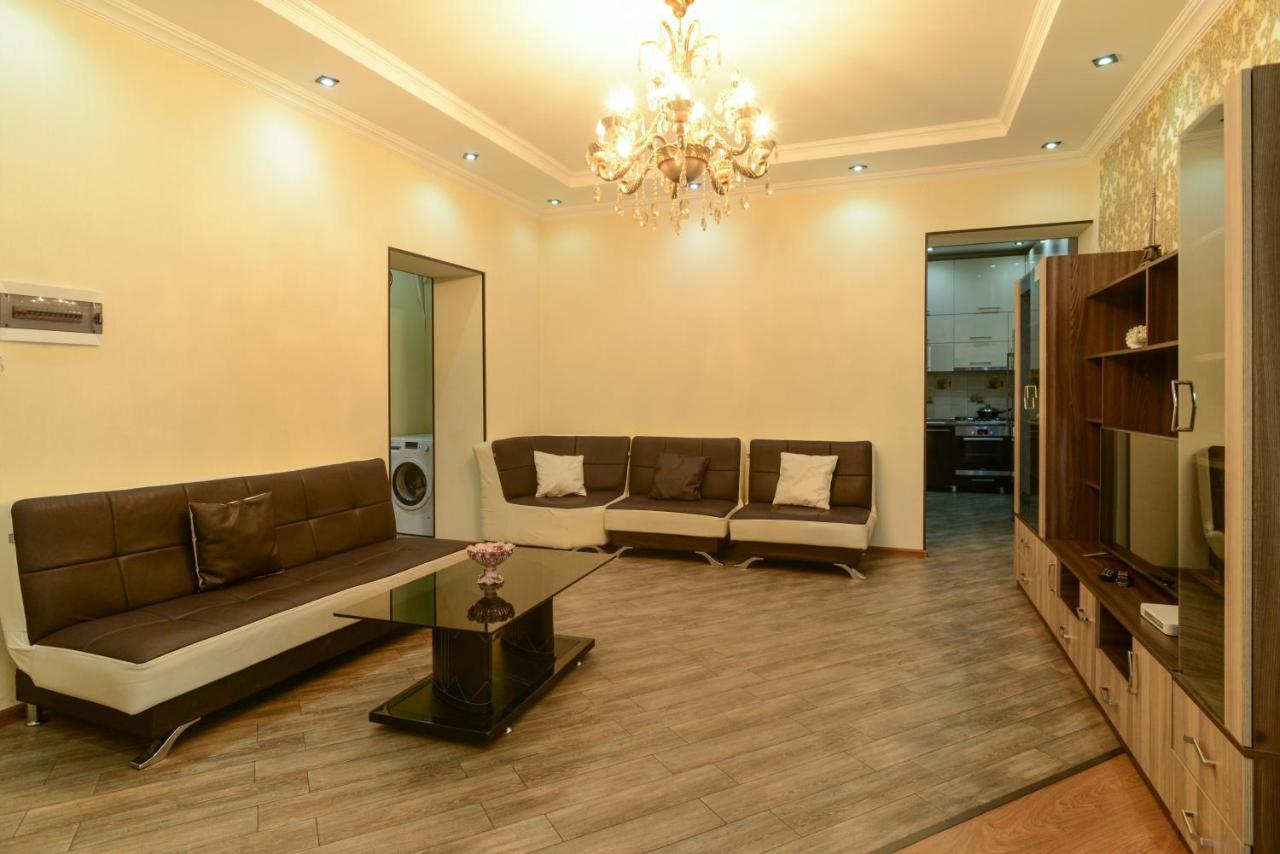 Old Tbilisi Apartment מראה חיצוני תמונה
