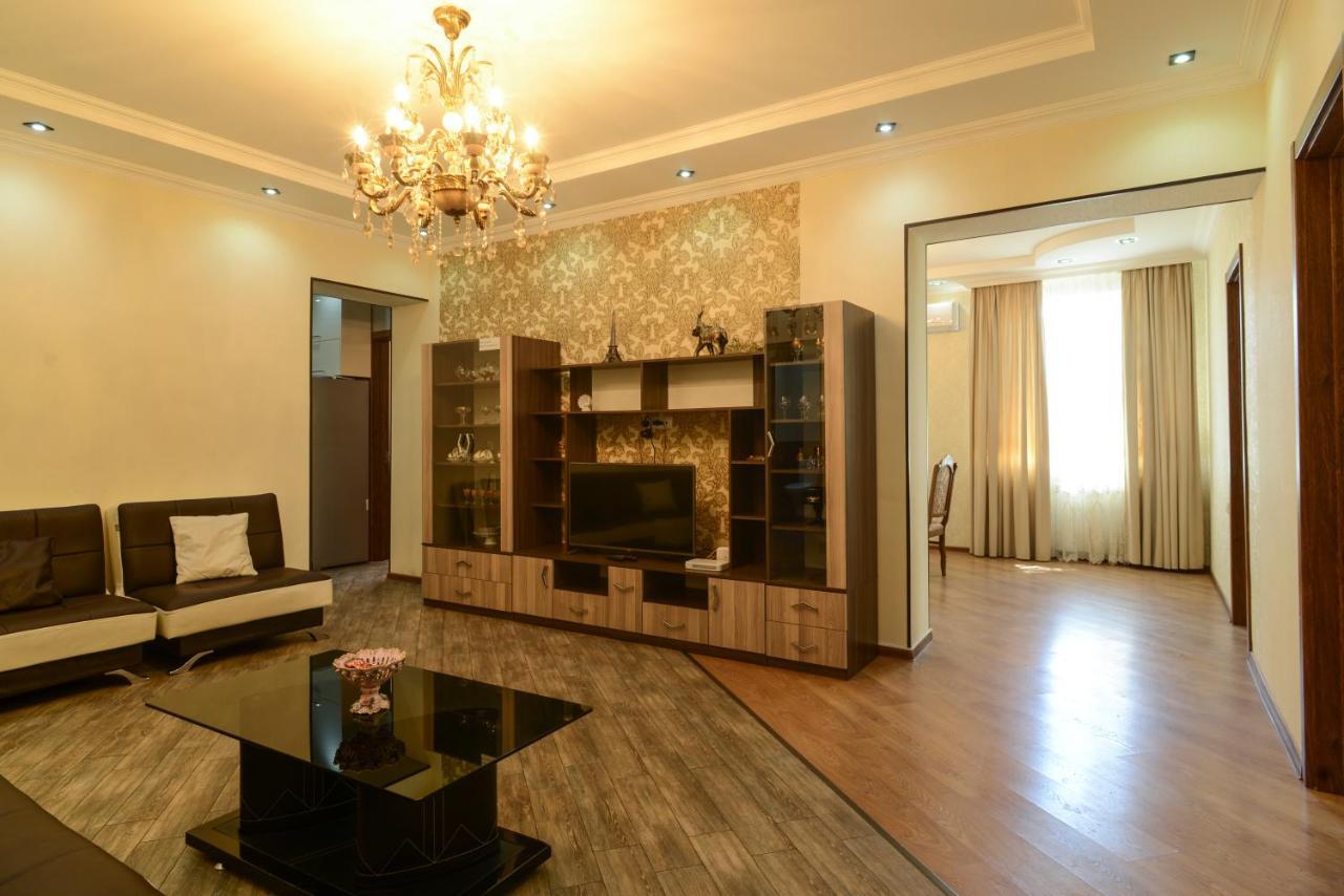 Old Tbilisi Apartment מראה חיצוני תמונה